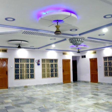 Hotel Roshan Benares Buitenkant foto